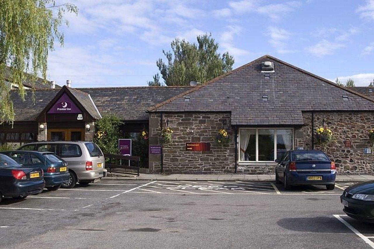 Premier Inn Dundee West Exterior foto