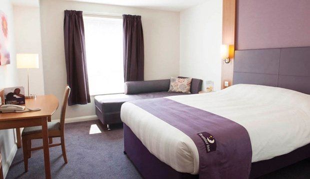 Premier Inn Dundee West Exterior foto